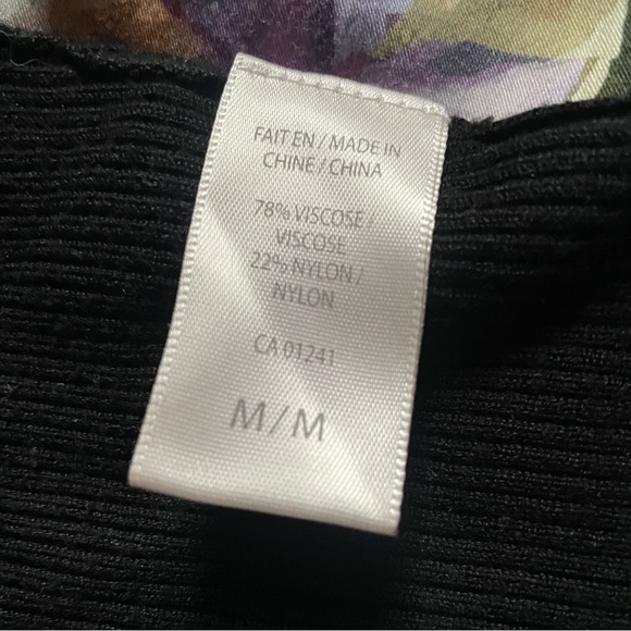 NWOT Off-the-shoulder long sleeve top - Picture 5 of 6